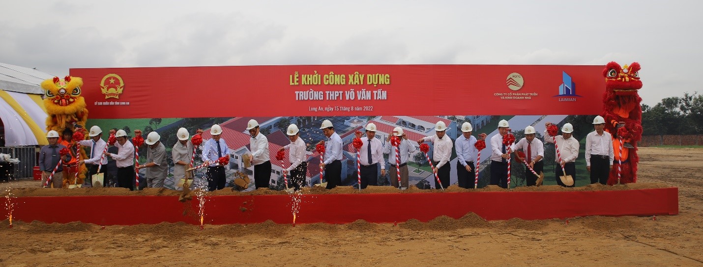 Nguyên Chủ tịch nước Trương Tấn Sang dự khởi công Trường THPT Võ Văn Tần